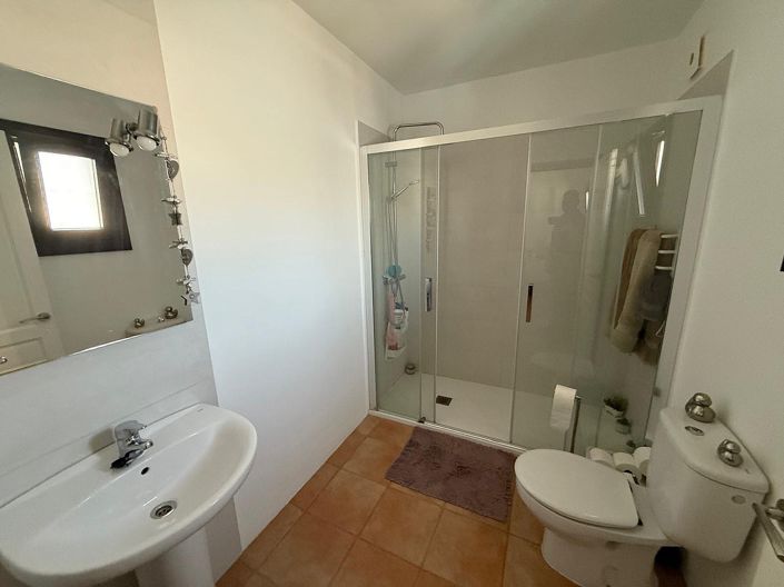 Image No.35-3 Bed Villa for sale