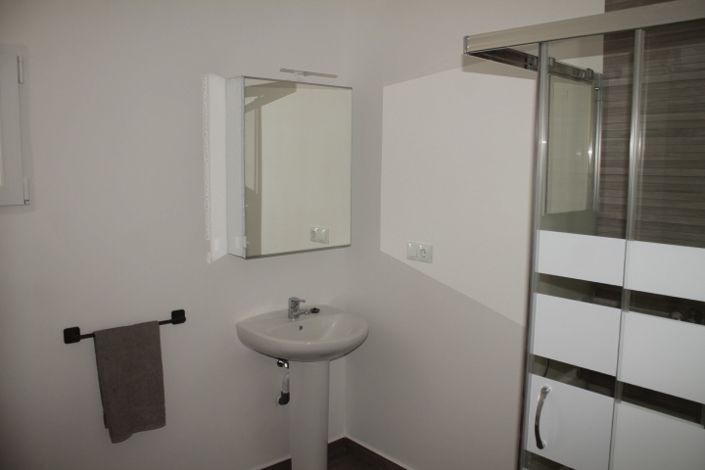 Image No.44-4 Bed Country House for sale