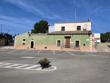 wi0p3o4iuhwfryuxnfa5j