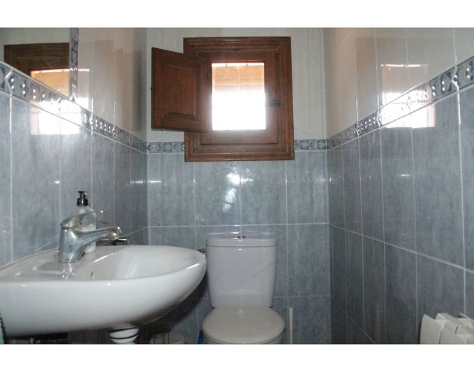 Image No.28-5 Bed Country House for sale