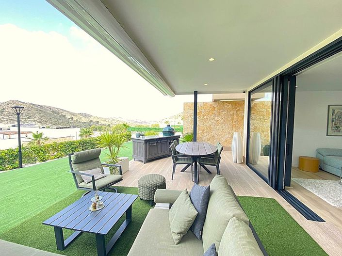 Image No.12-2 Bed Villa for sale