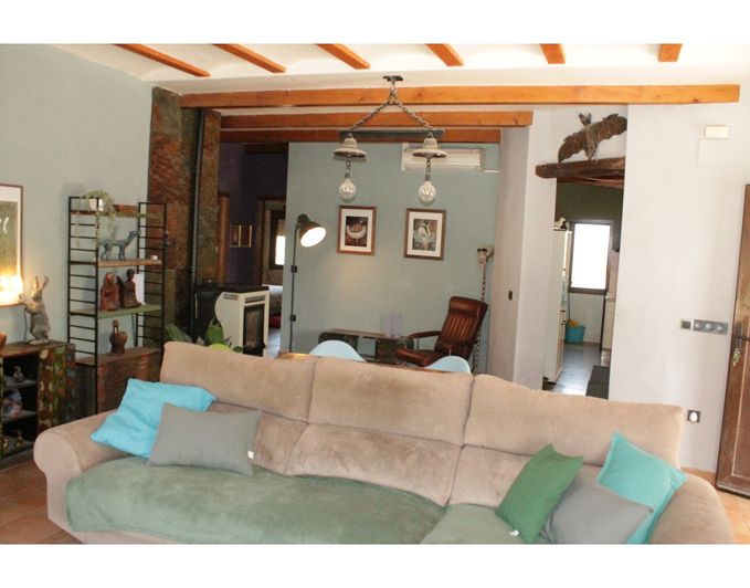 Image No.12-3 Bed Country House for sale