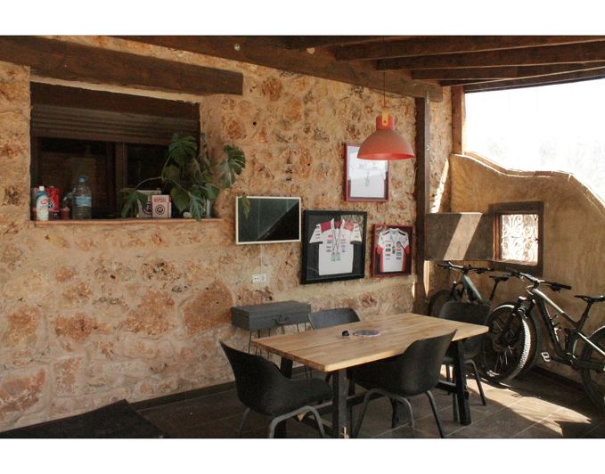 Image No.25-3 Bed Country House for sale