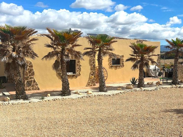 Image No.5-4 Bed Villa for sale