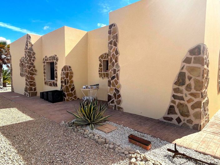 Image No.7-4 Bed Villa for sale