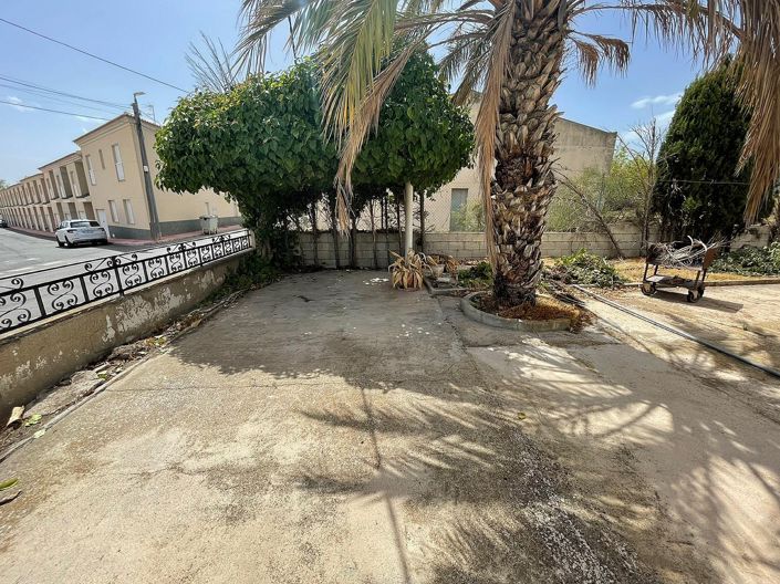 Image No.4-5 Bed Townhouse for sale