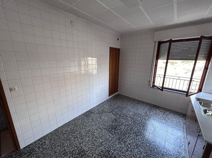 Image No.30-6 Bed Villa for sale