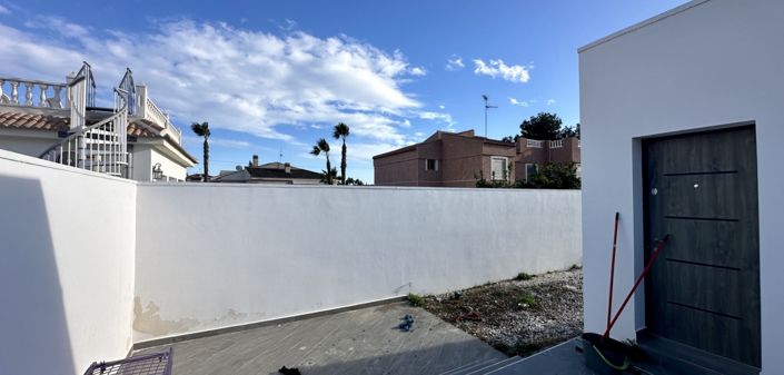 Image No.45-5 Bed Villa for sale