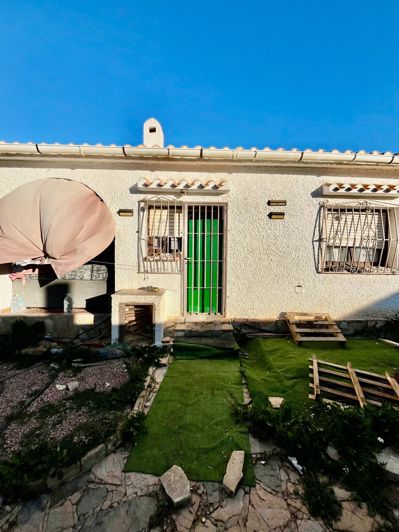 Image No.14-3 Bed Villa for sale