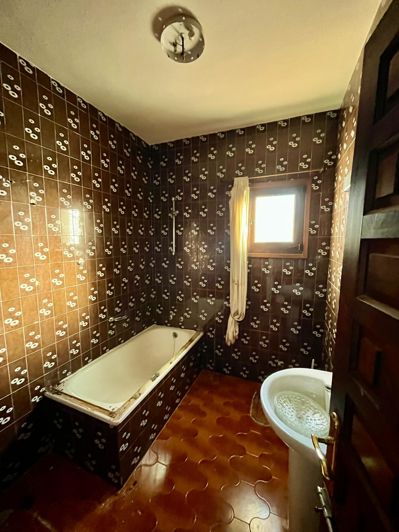 Image No.35-3 Bed Villa for sale