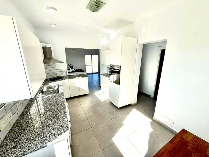 Image No.48-3 Bed Villa for sale