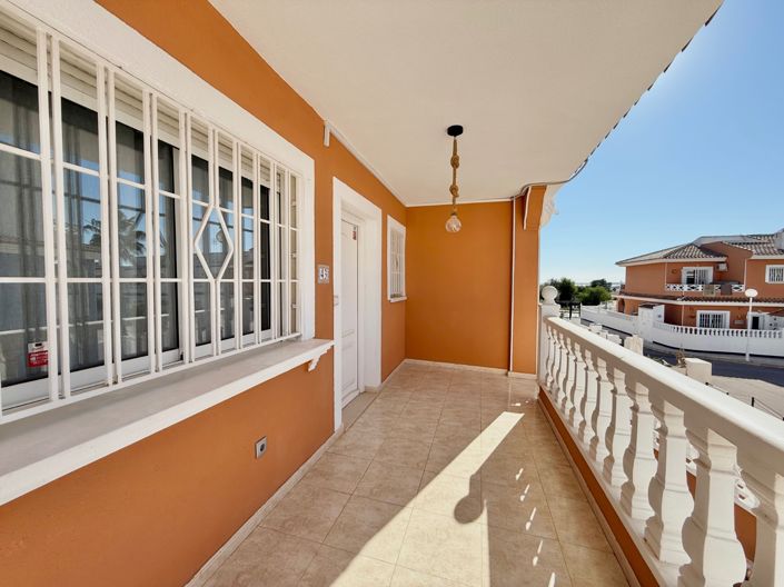 Image No.35-3 Bed Villa for sale