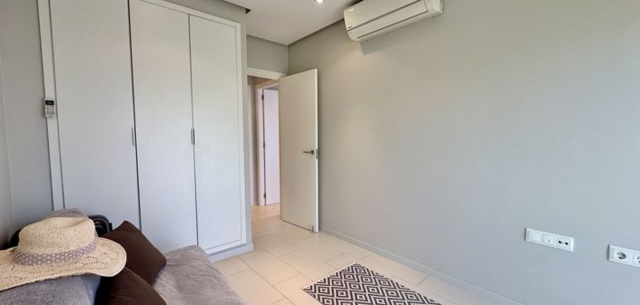 Image No.19-2 Bed Apartment for sale