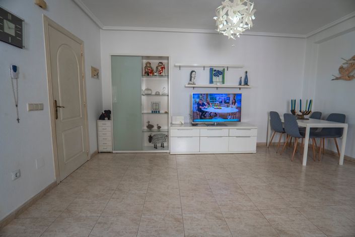 Image No.11-3 Bed Townhouse for sale