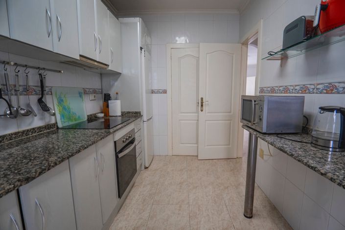 Image No.13-3 Bed Townhouse for sale