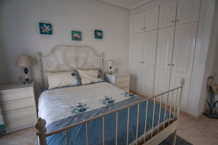 Image No.17-3 Bed Townhouse for sale