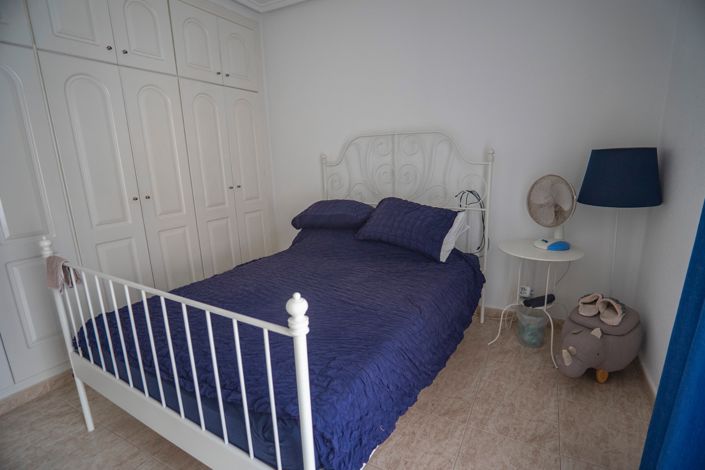 Image No.18-3 Bed Townhouse for sale