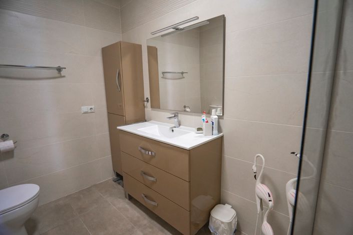 Image No.24-3 Bed Townhouse for sale