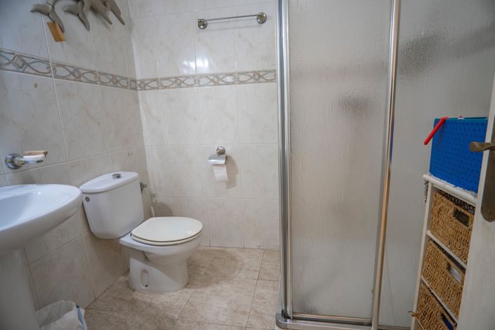 Image No.26-3 Bed Townhouse for sale