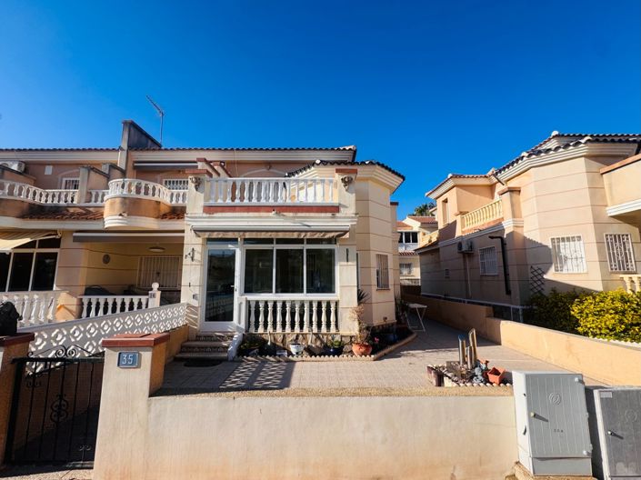 Image No.7-3 Bed Townhouse for sale