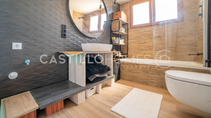 Image No.27-4 Bed Villa for sale