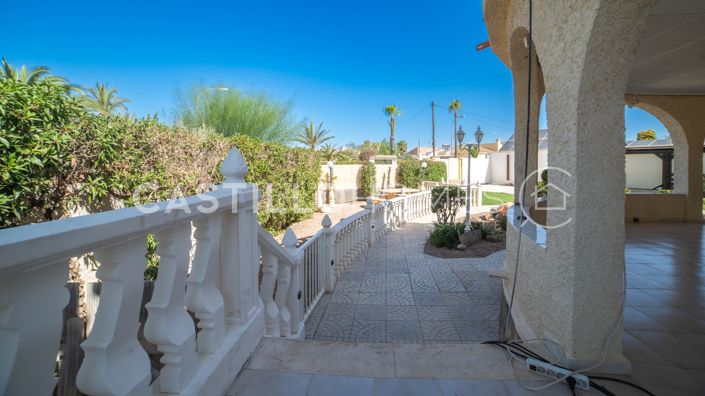 Image No.34-4 Bed Villa for sale