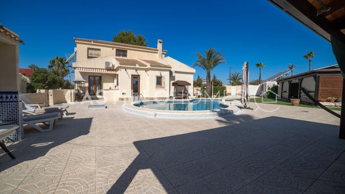 Image No.39-4 Bed Villa for sale