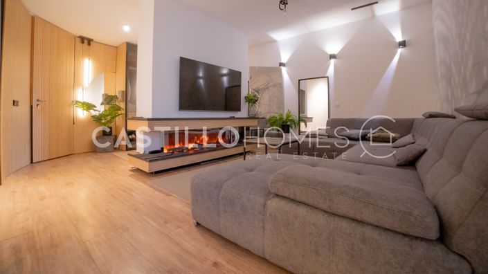 Image No.4-4 Bed Villa for sale