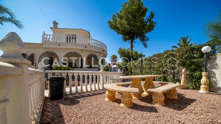 Image No.41-4 Bed Villa for sale