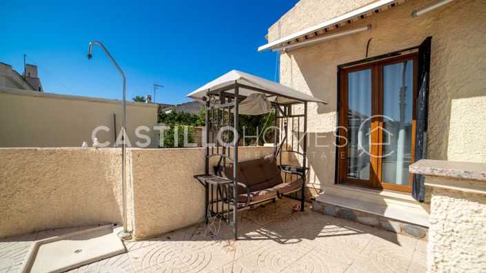 Image No.48-4 Bed Villa for sale