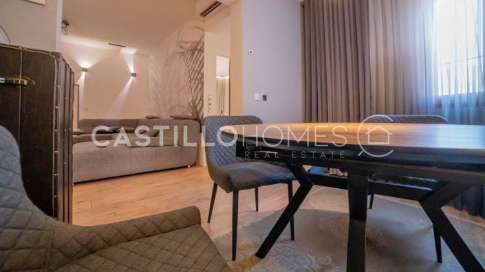 Image No.8-4 Bed Villa for sale