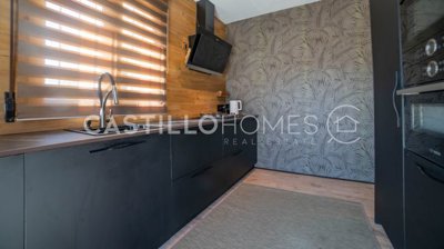 o1j0ot0nrcoon1qo3m8t18u61tmf4o