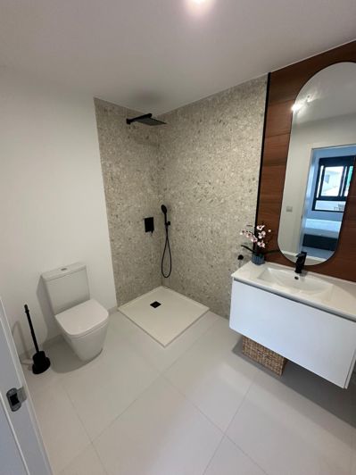 Image No.11-2 Bed Apartment for sale