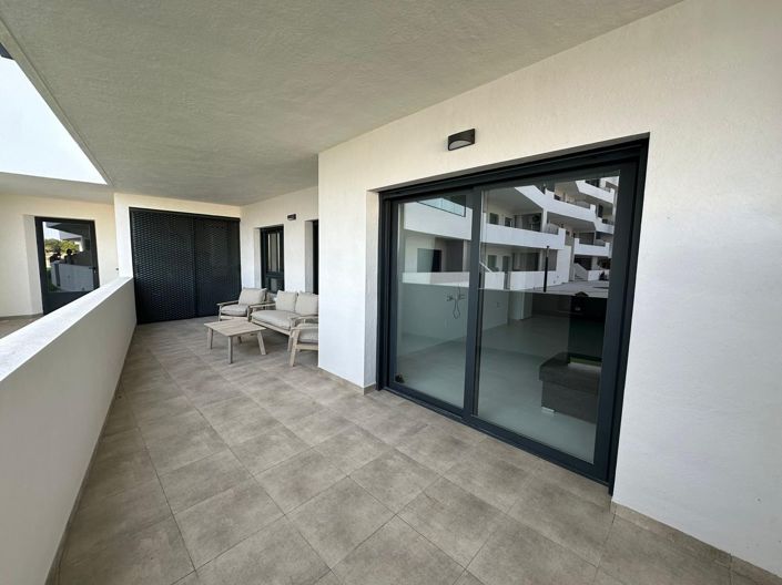 Image No.12-2 Bed Apartment for sale