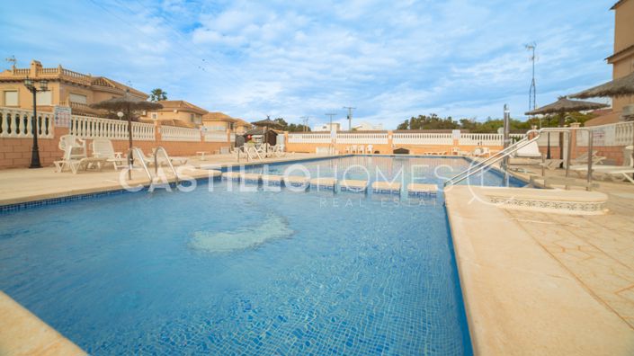 Image No.22-2 Bed Bungalow for sale