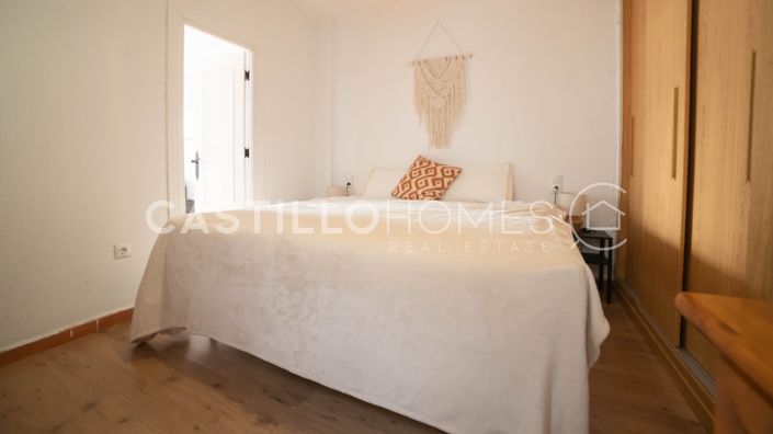 Image No.8-2 Bed Bungalow for sale