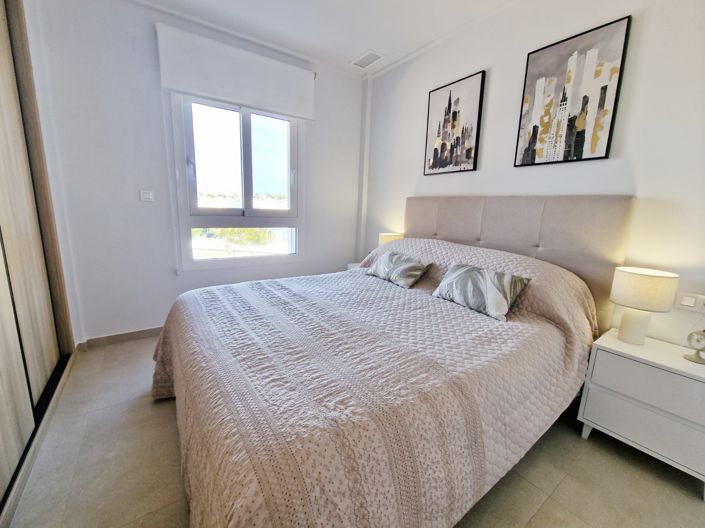 Image No.15-3 Bed Apartment for sale