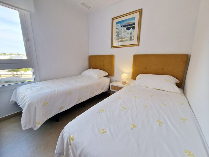 Image No.22-3 Bed Apartment for sale