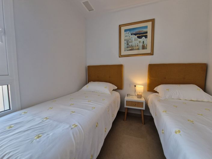 Image No.23-3 Bed Apartment for sale