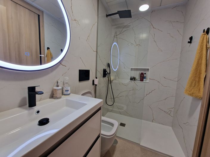 Image No.25-3 Bed Apartment for sale