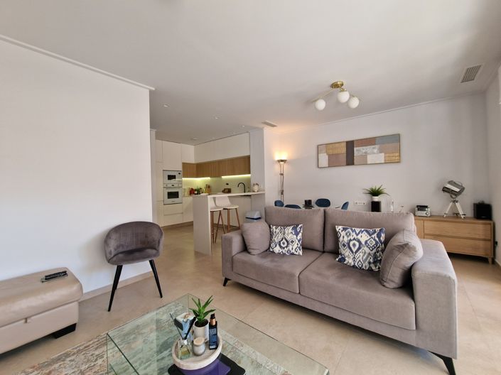 Image No.6-3 Bed Apartment for sale