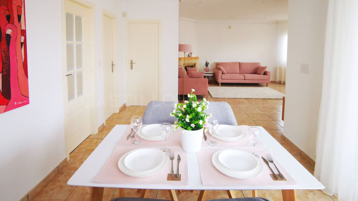 Image No.5-5 Bed Villa for sale