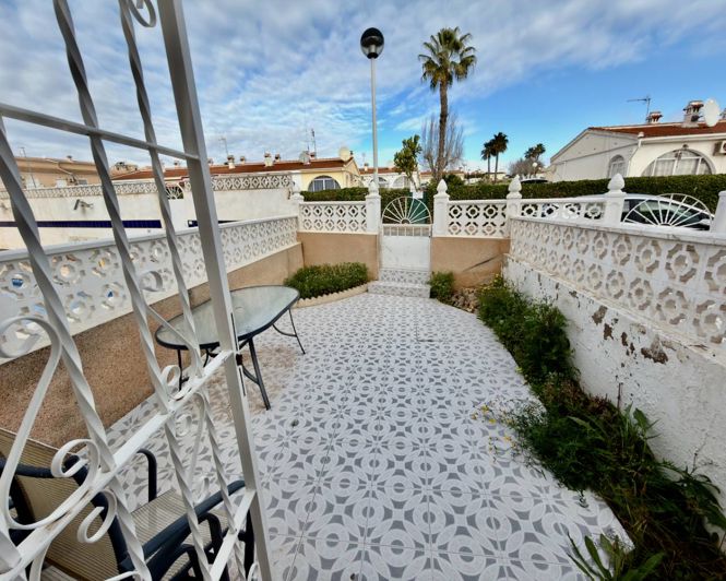 Image No.17-2 Bed Villa for sale