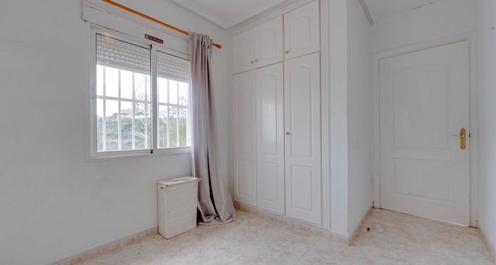 Image No.9-3 Bed Villa for sale