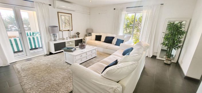 Image No.2-3 Bed Villa for sale