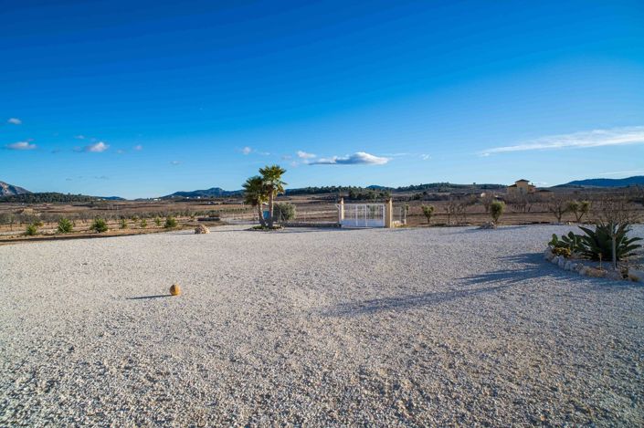 Image No.17-3 Bed Villa for sale