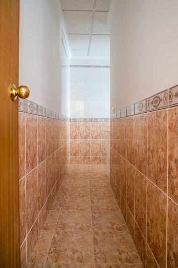 Image No.21-6 Bed Townhouse for sale