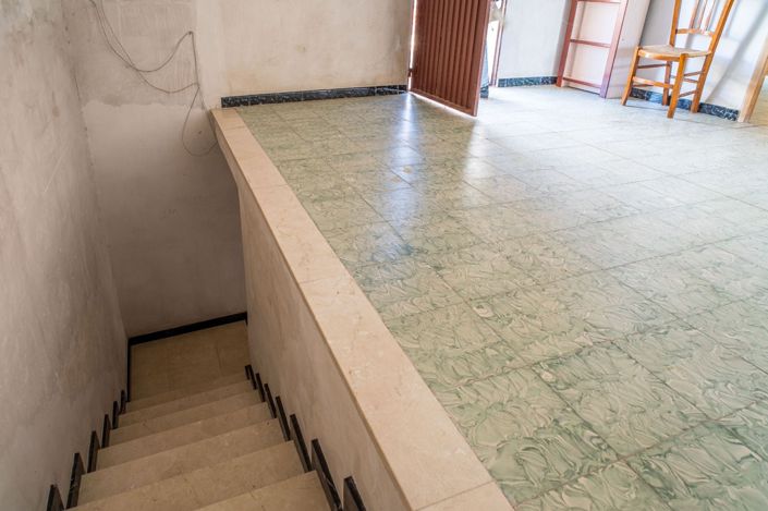 Image No.32-6 Bed Townhouse for sale