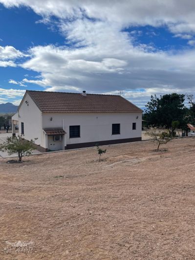 Image No.38-4 Bed Villa for sale