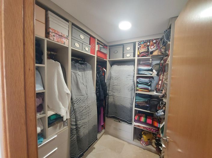 Image No.39-5 Bed Villa for sale